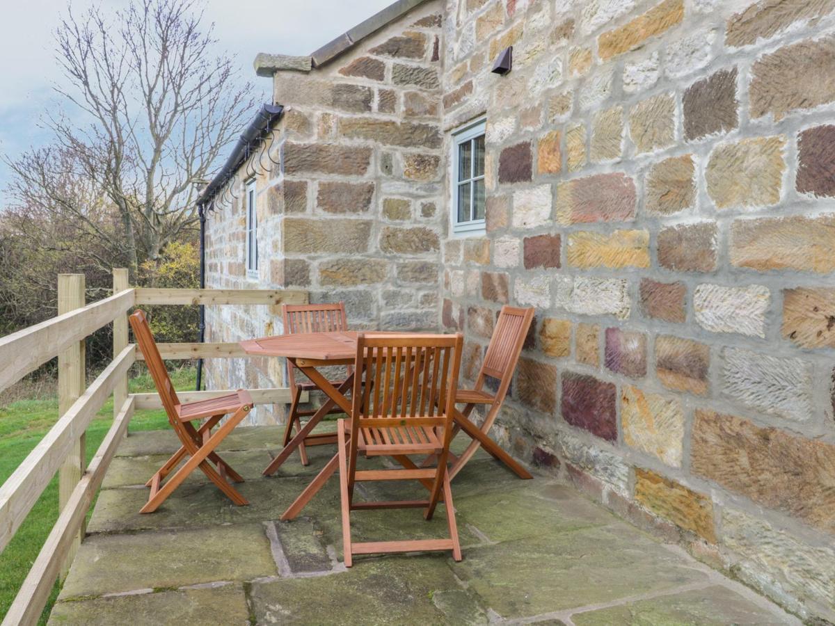 Cottage Val Fylingdales ภายนอก รูปภาพ